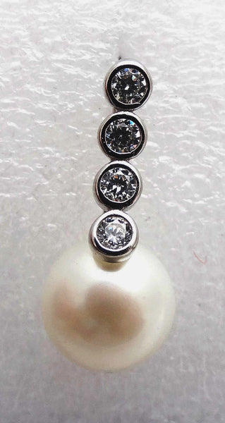 925 Silver Pendant with Fresh Water Pearl and White CZ